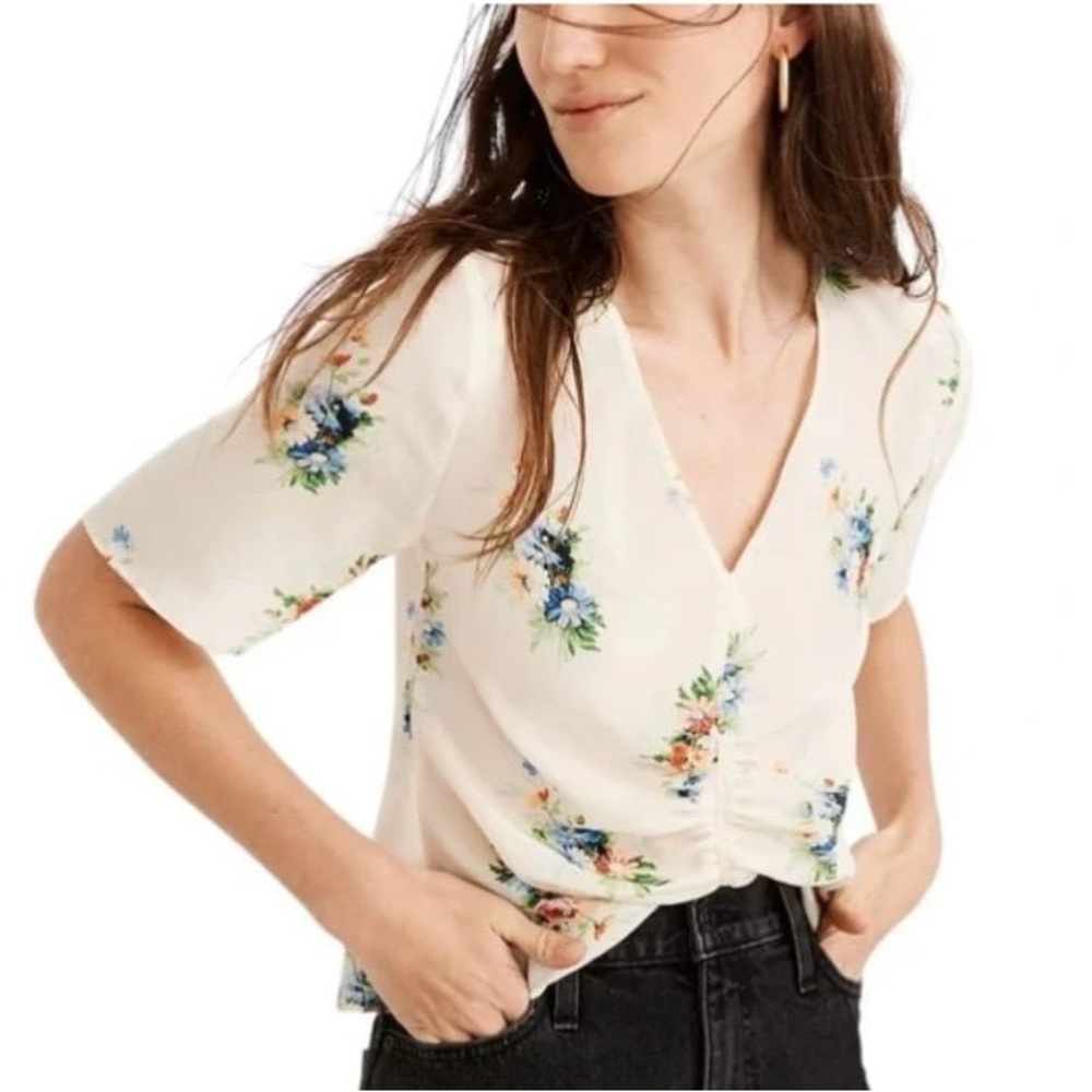 Madewell Silk Floral Blouse With A Shirred Front And V-Neck